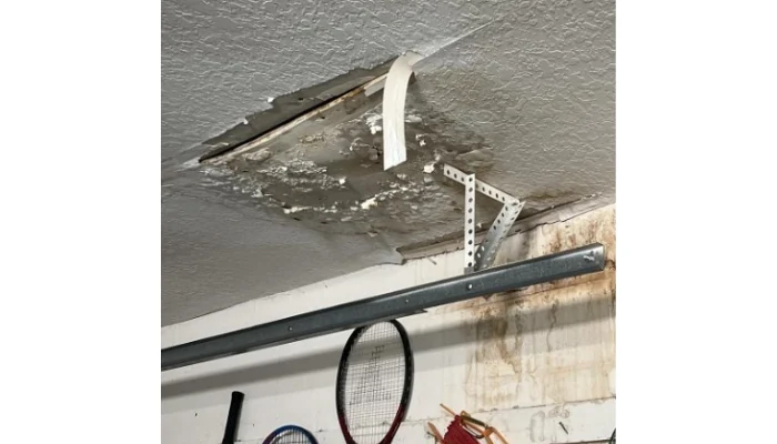 Leaky roof to represent keyword emergency roof leak.